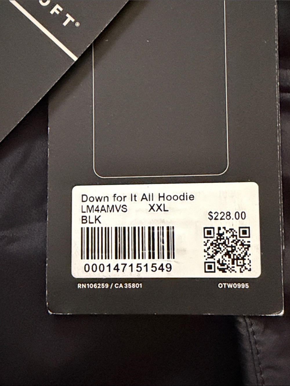lululemon athletica Men's Black Hooded Puffer Jacket - Picture 2 of 4